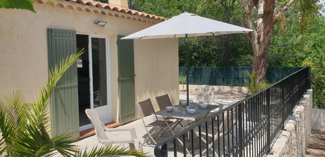 Une maison en Provence Pierrevert Extérieur photo